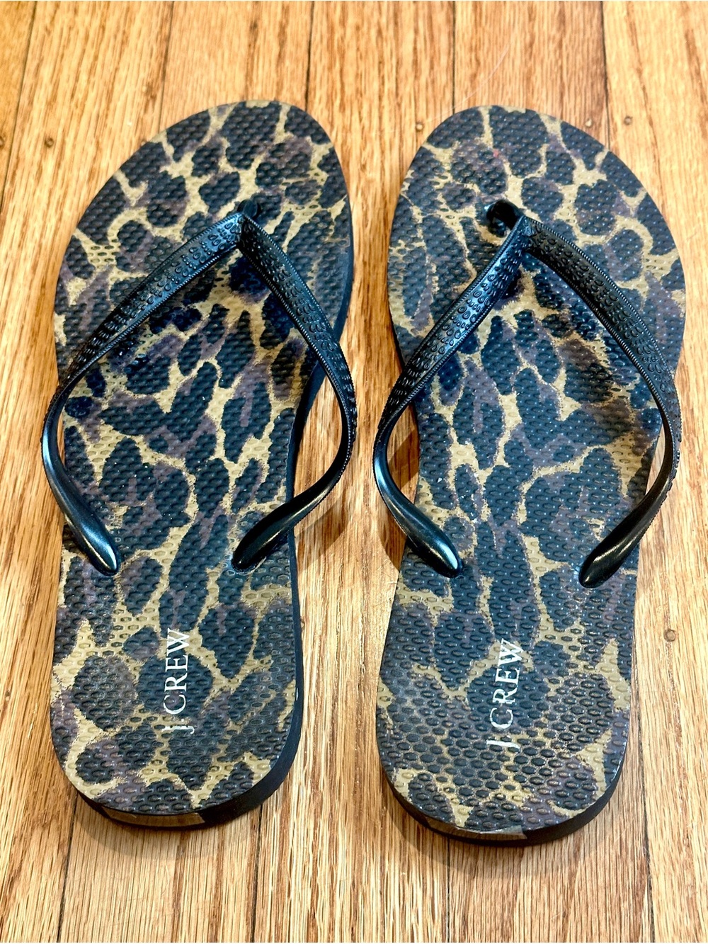J. Crew Women’s Leopard Black Rubber Animal Print Flip Flop Sandals Sz 6 Med EUC